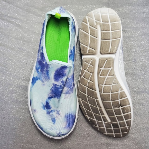Oofos OOmg Low Recovery Shoes Blue White Tie Dye Slip On Sneakers Womens 9.5